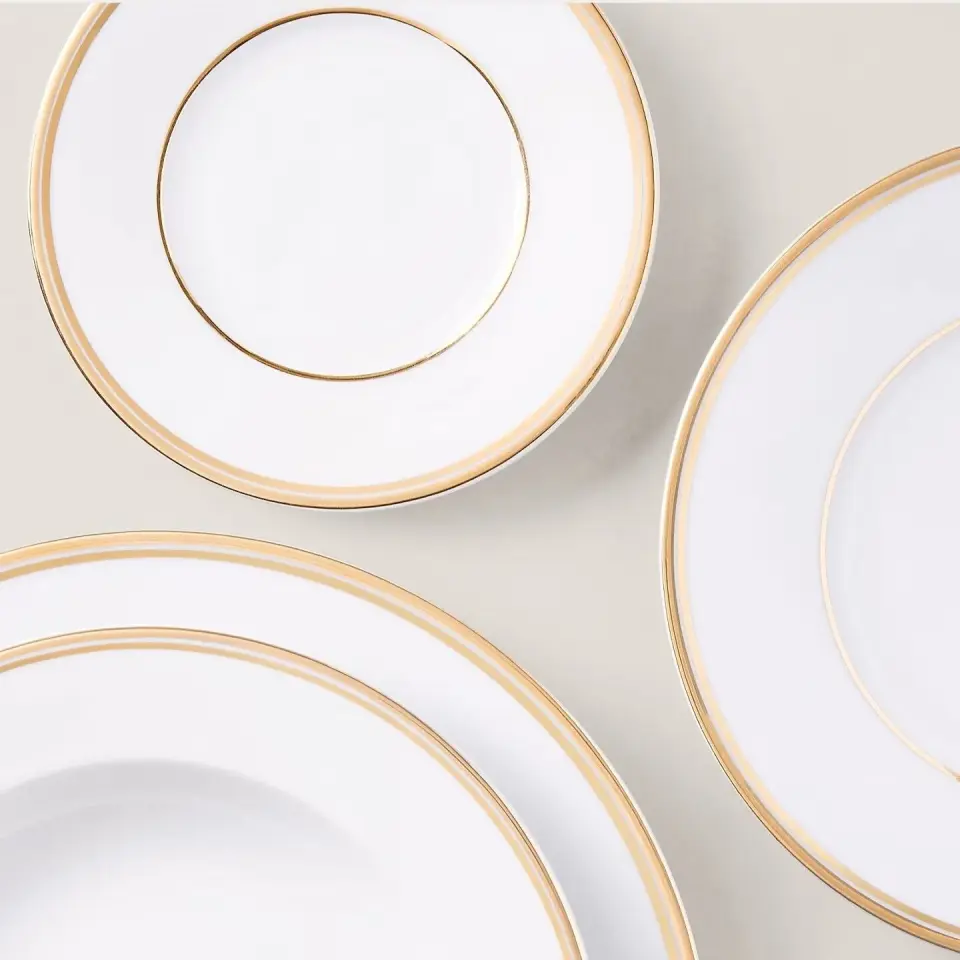 WILSHIRE OVAL PLATTER
