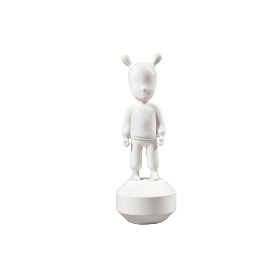 THE WHITE GUEST FIGURINE – SMALL