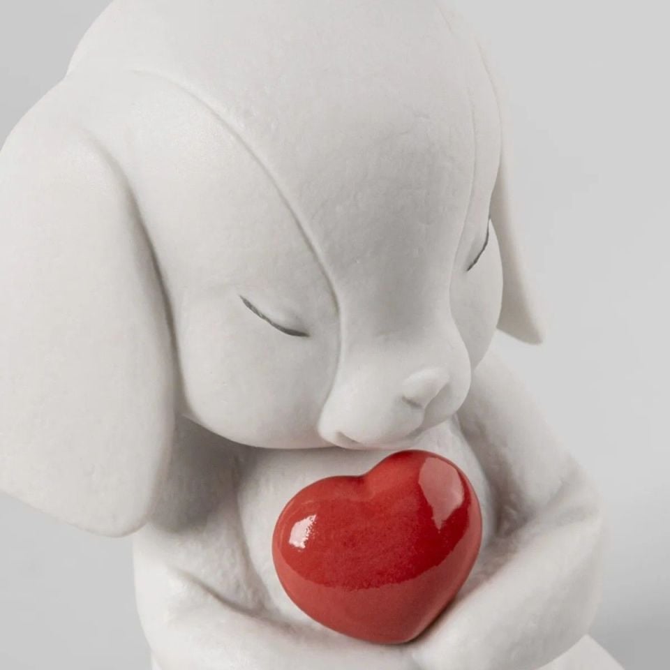 BUDDY – CARING PUPPY FIGURINE