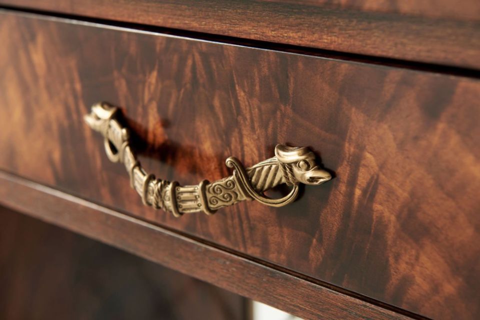 TRELLISES AND SABRES KONSOL