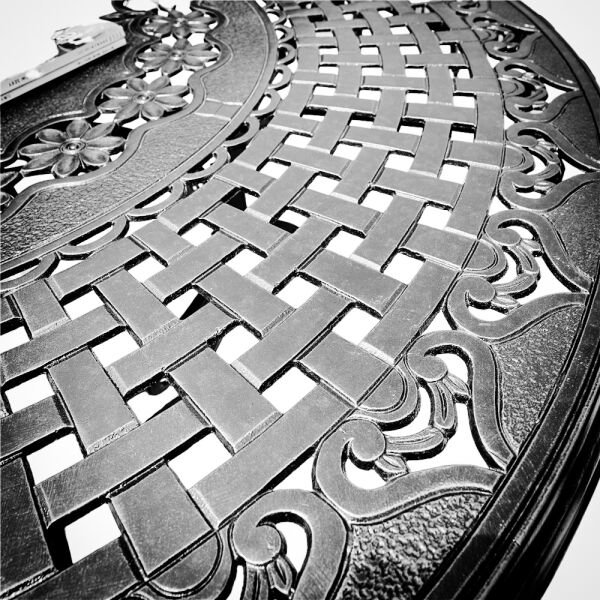 YUVARLAK MASA - ROUND TABLE