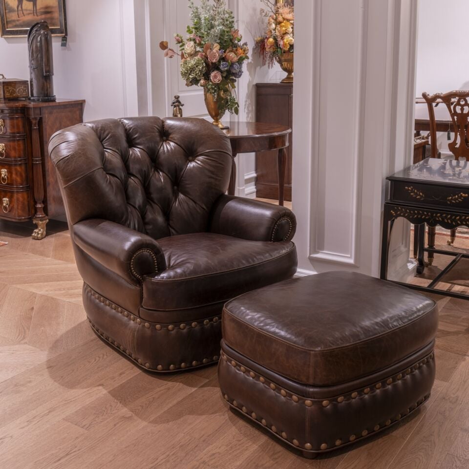DORSET  SWIVEL CHAIR