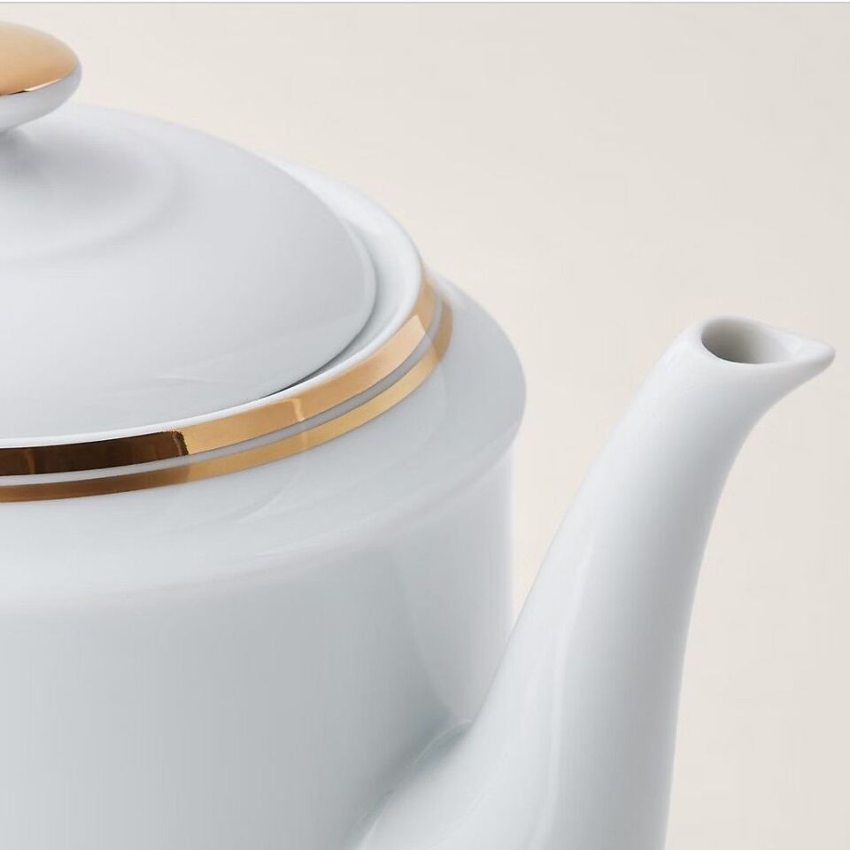WILSHIRE TEAPOT /  GOLD