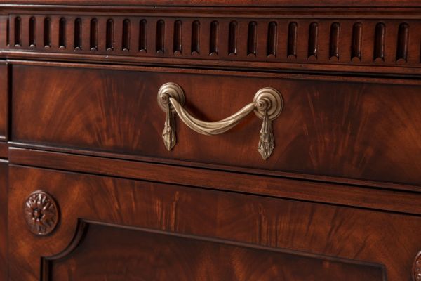 THE SUNDERLAND ADAPTATION BÜFE