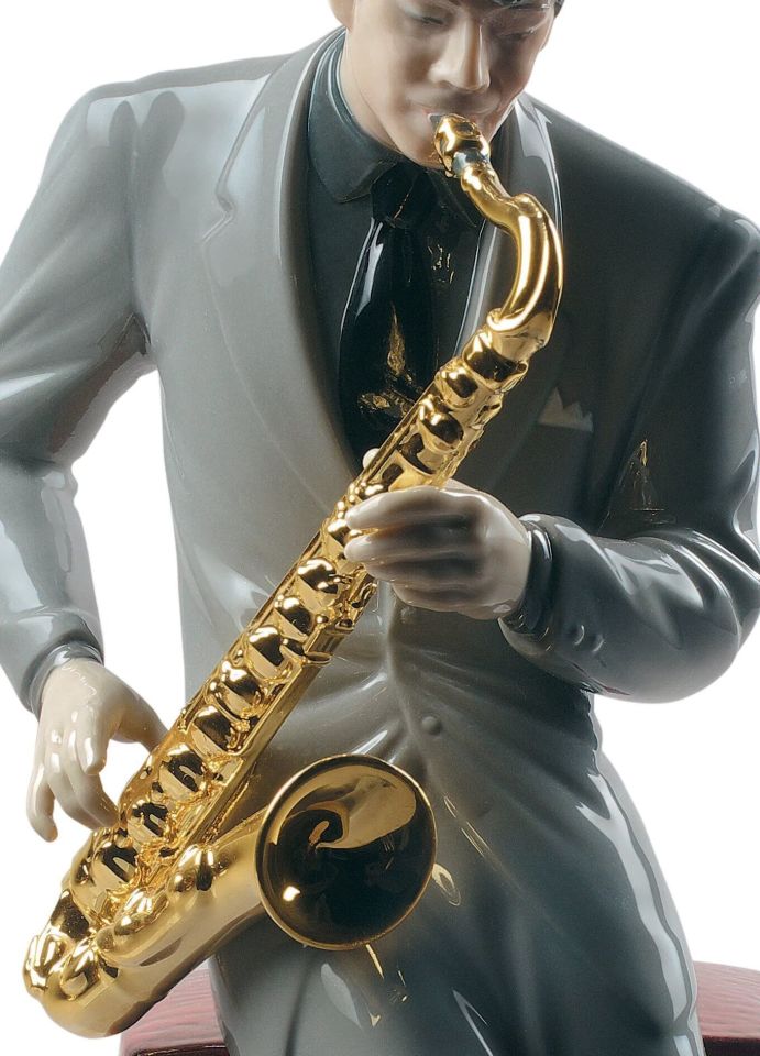 JAZZ SAXOPHONIST
