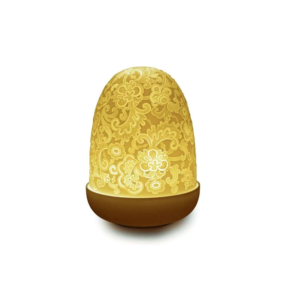 LACE DOME MASA LAMBASI