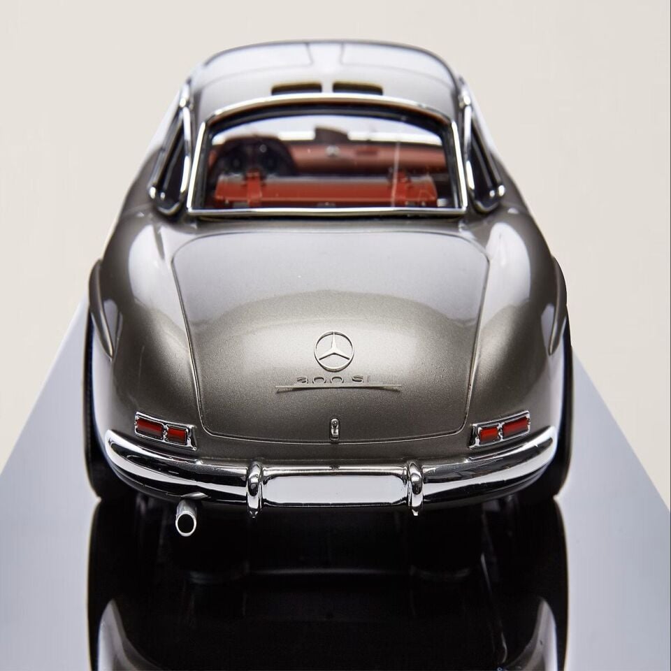 1955 MERCEDES-BENZ 300 SL “GULLWING” COUPE