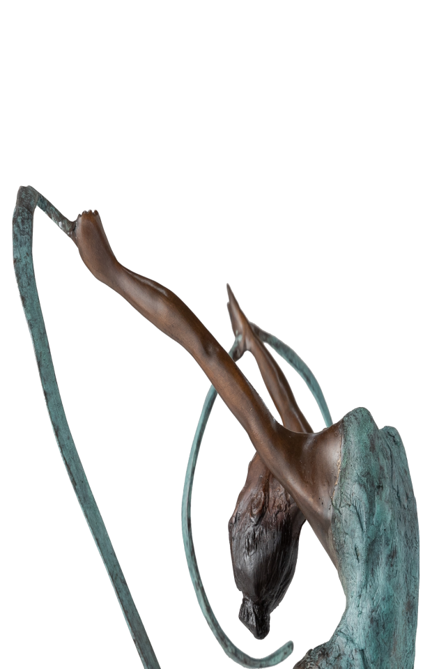 BALLERINA  WITH RIBBON