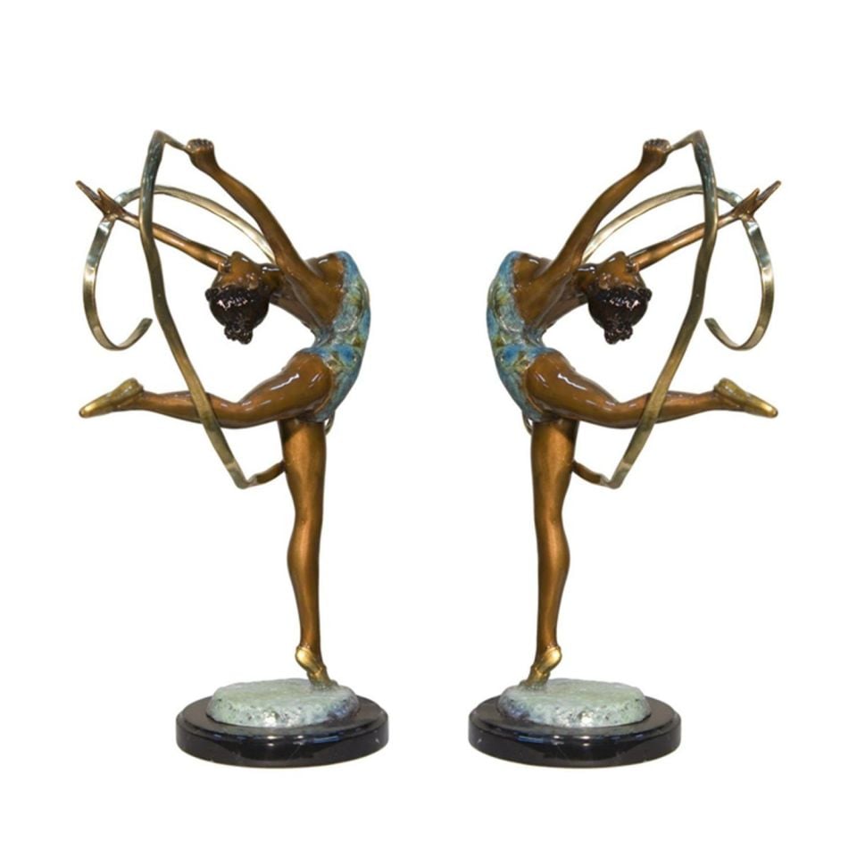 BALLERINA  WITH RIBBON