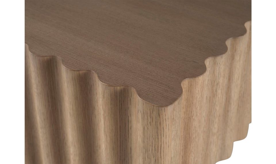 MALTA COCKTAIL TABLE