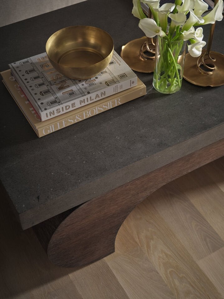 PEKING COCKTAIL TABLE