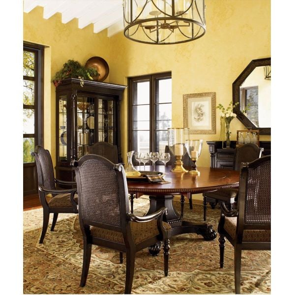 BONAIRE ROUND DINING TABLE