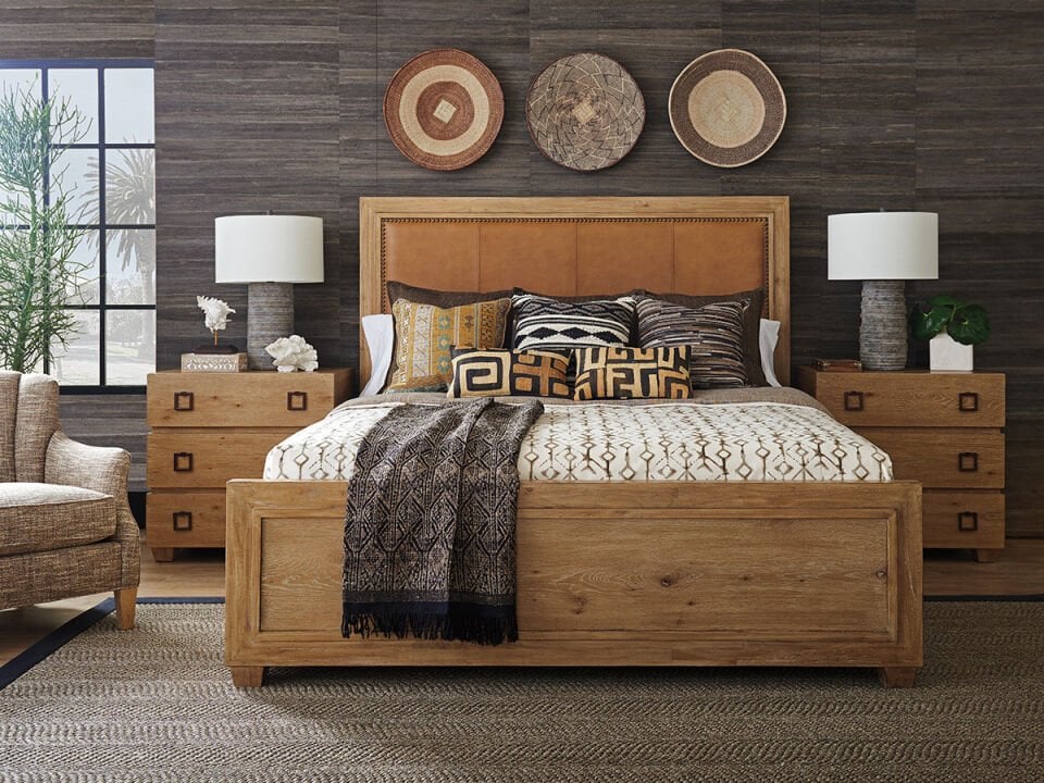 ANTILLES UPHOLSTERED PANEL BED