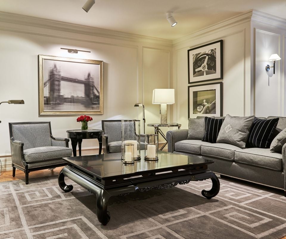 BEEKMAN COCTAIL TABLE