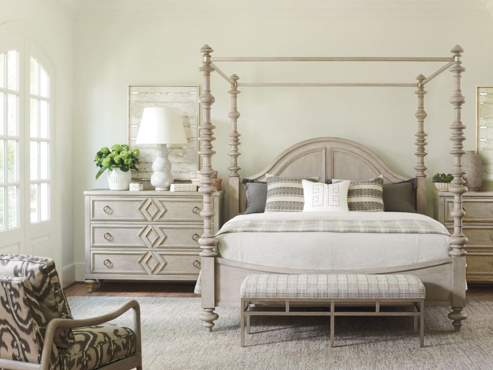 FAIRMONT PANEL BED