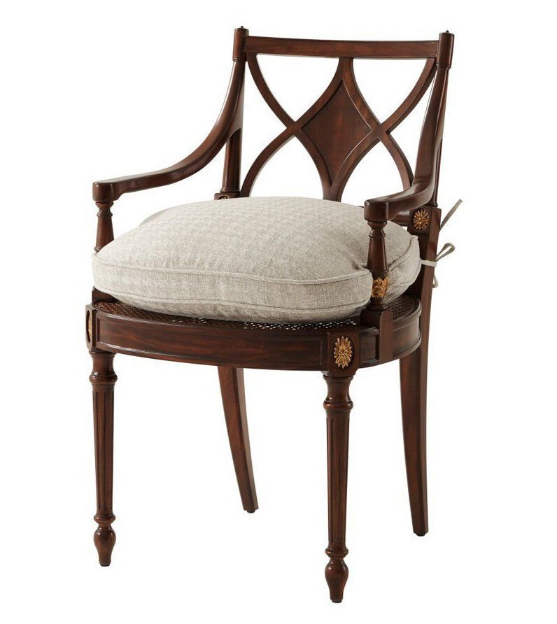 SHERATON’S DAINTY KOLTUK