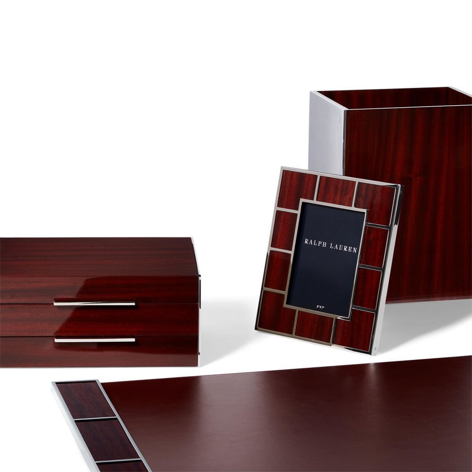 HILDING FRAME