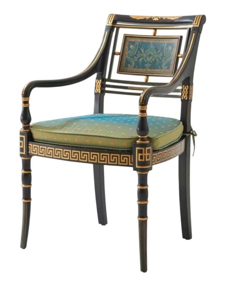 LAVINIA’S SANDALYE