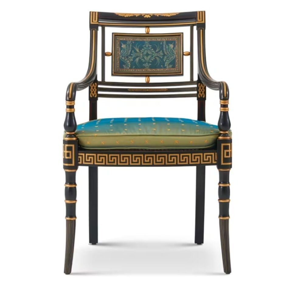 LAVINIA’S SANDALYE