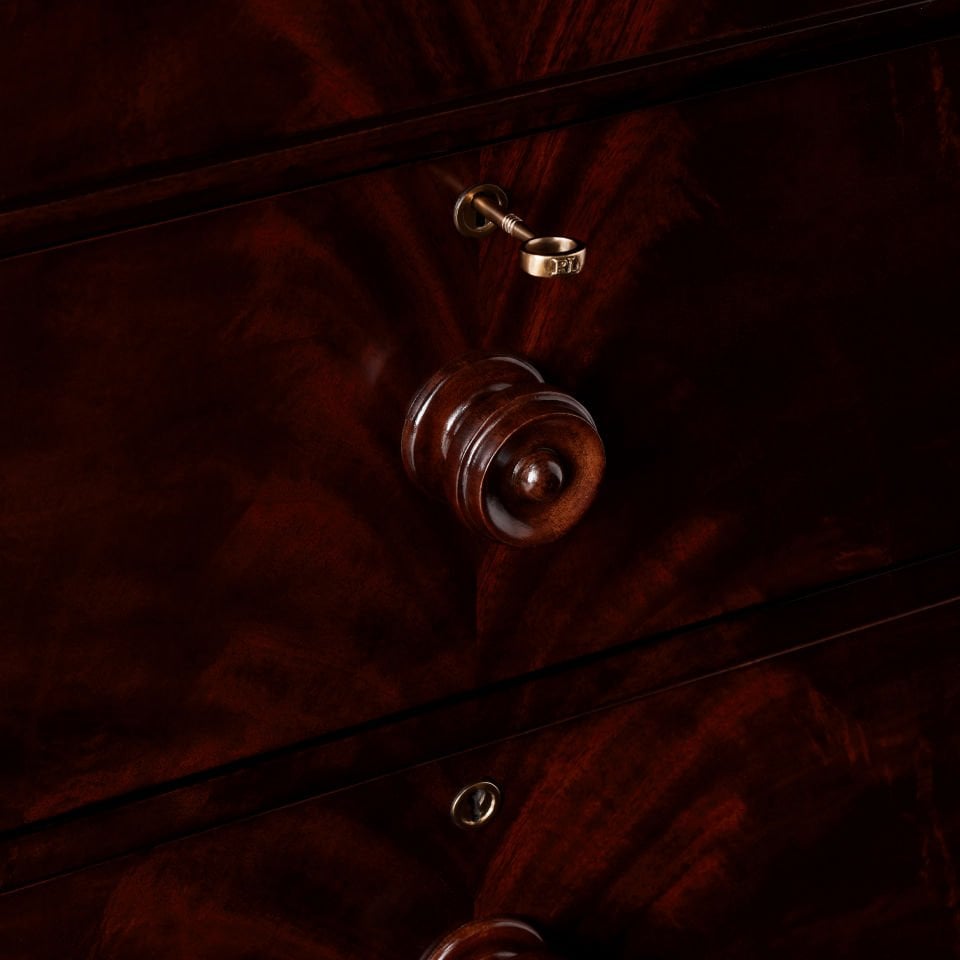 MILBANK 6-DRAWER CHEST