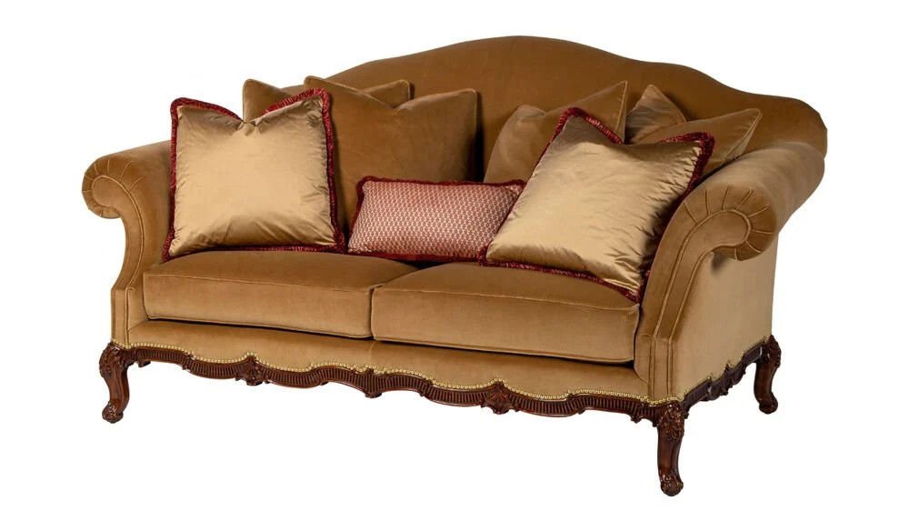GALLERY LOVESEAT